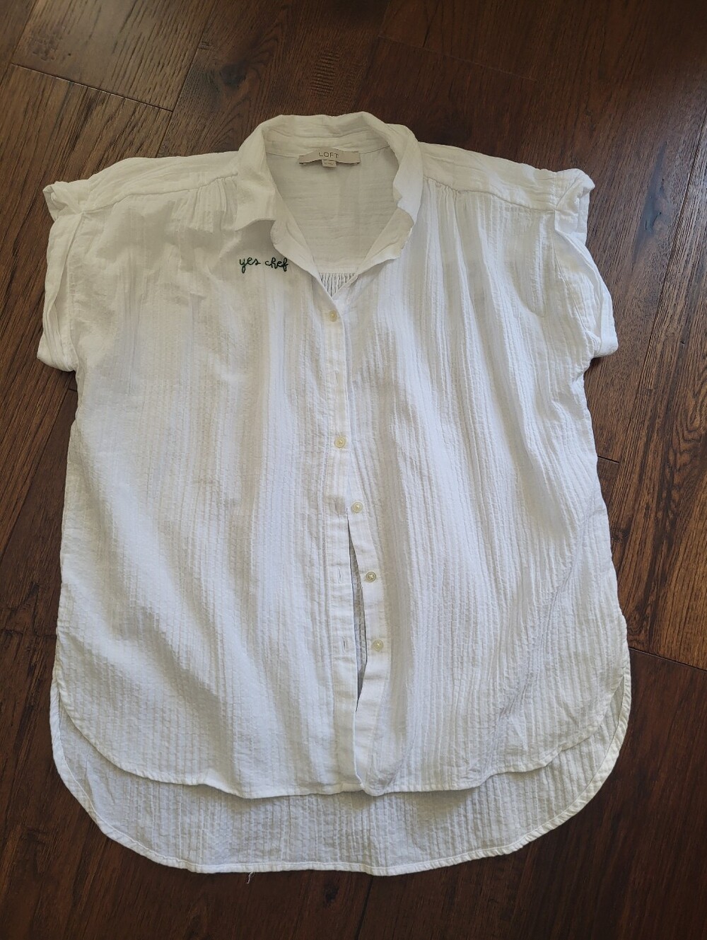 LOFT White Yes Chef Button Up Size Medium EUC